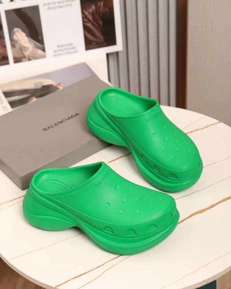 Balenciaga Slippers